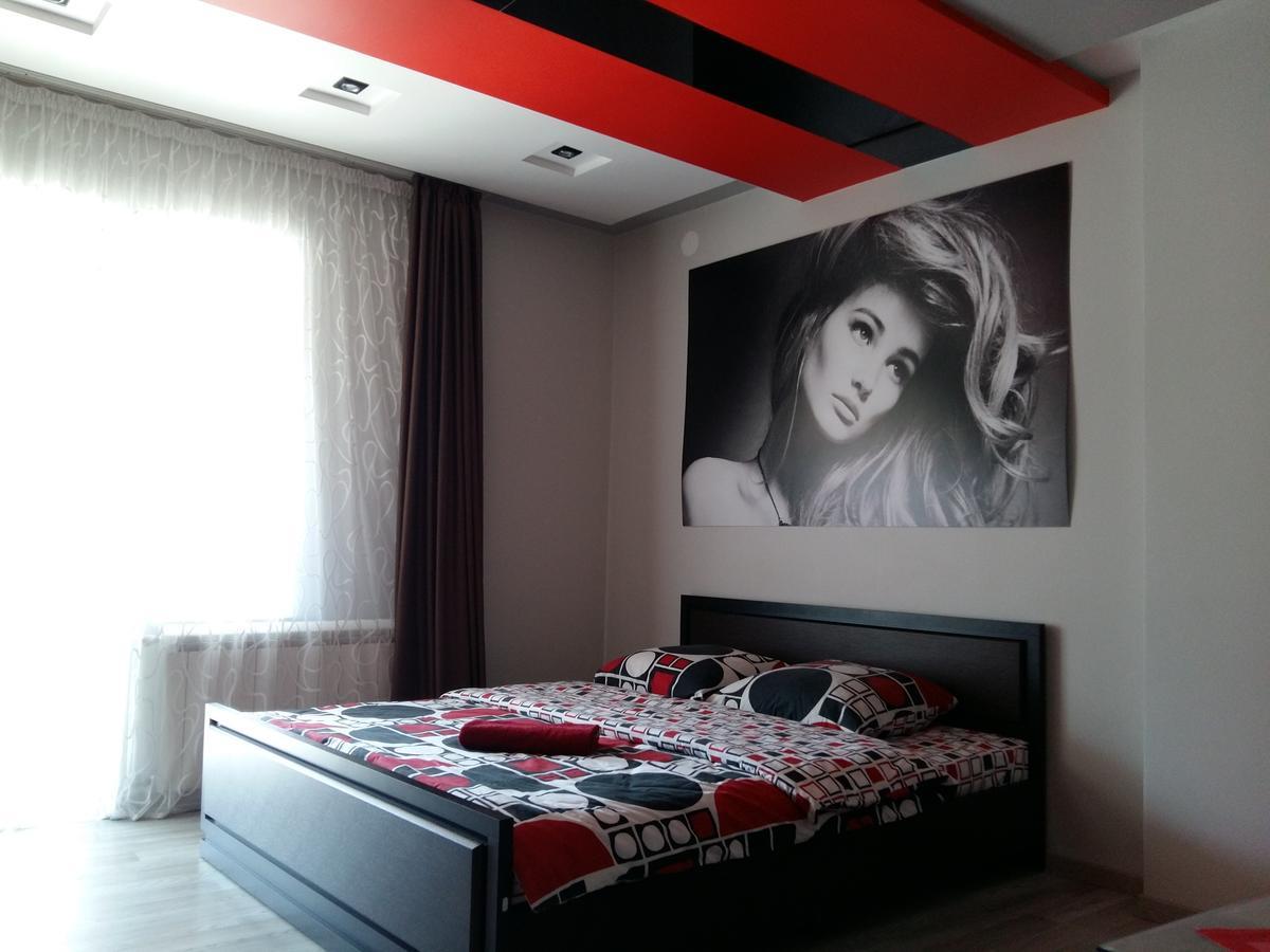 Uzh Apartments ウージュホロド エクステリア 写真
